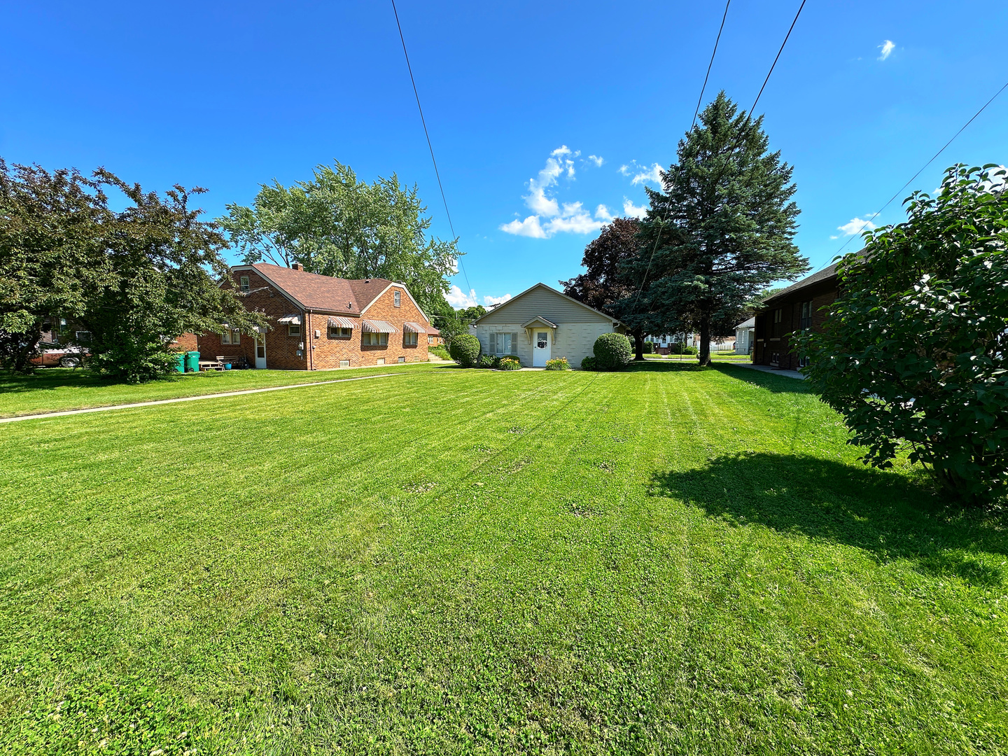 1124 E Main Street