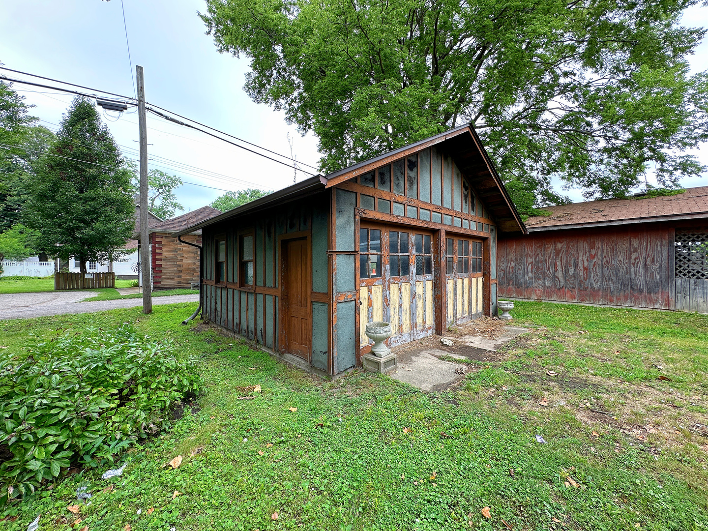 218 S Vermillion Street