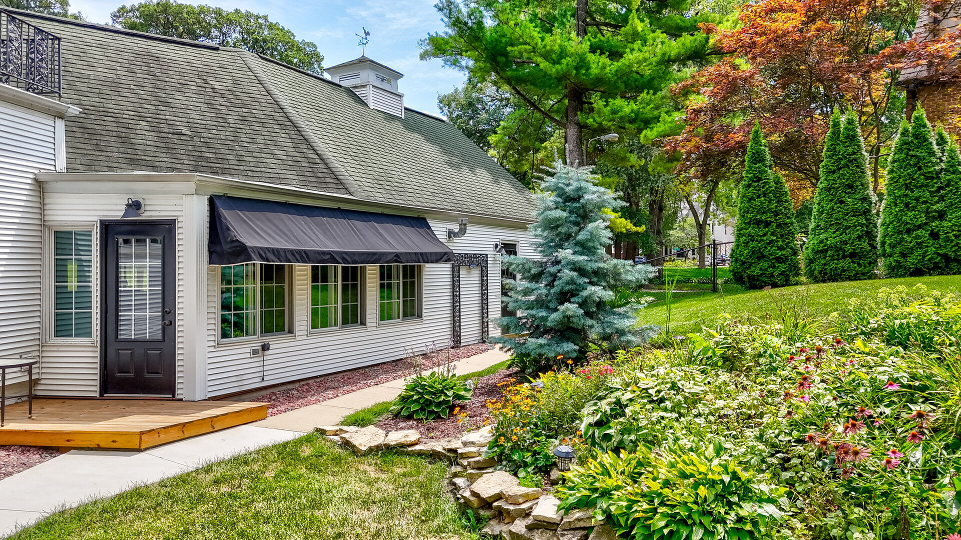 202 Pleasant Avenue