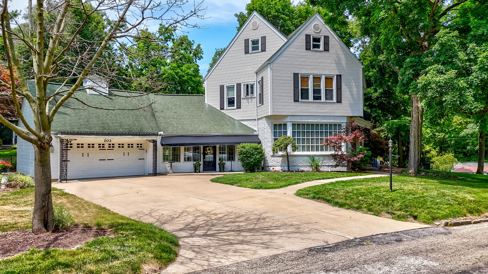 202 Pleasant Avenue