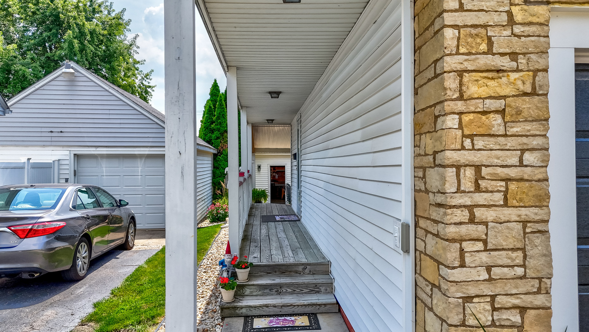 1309 E Hickory Street
