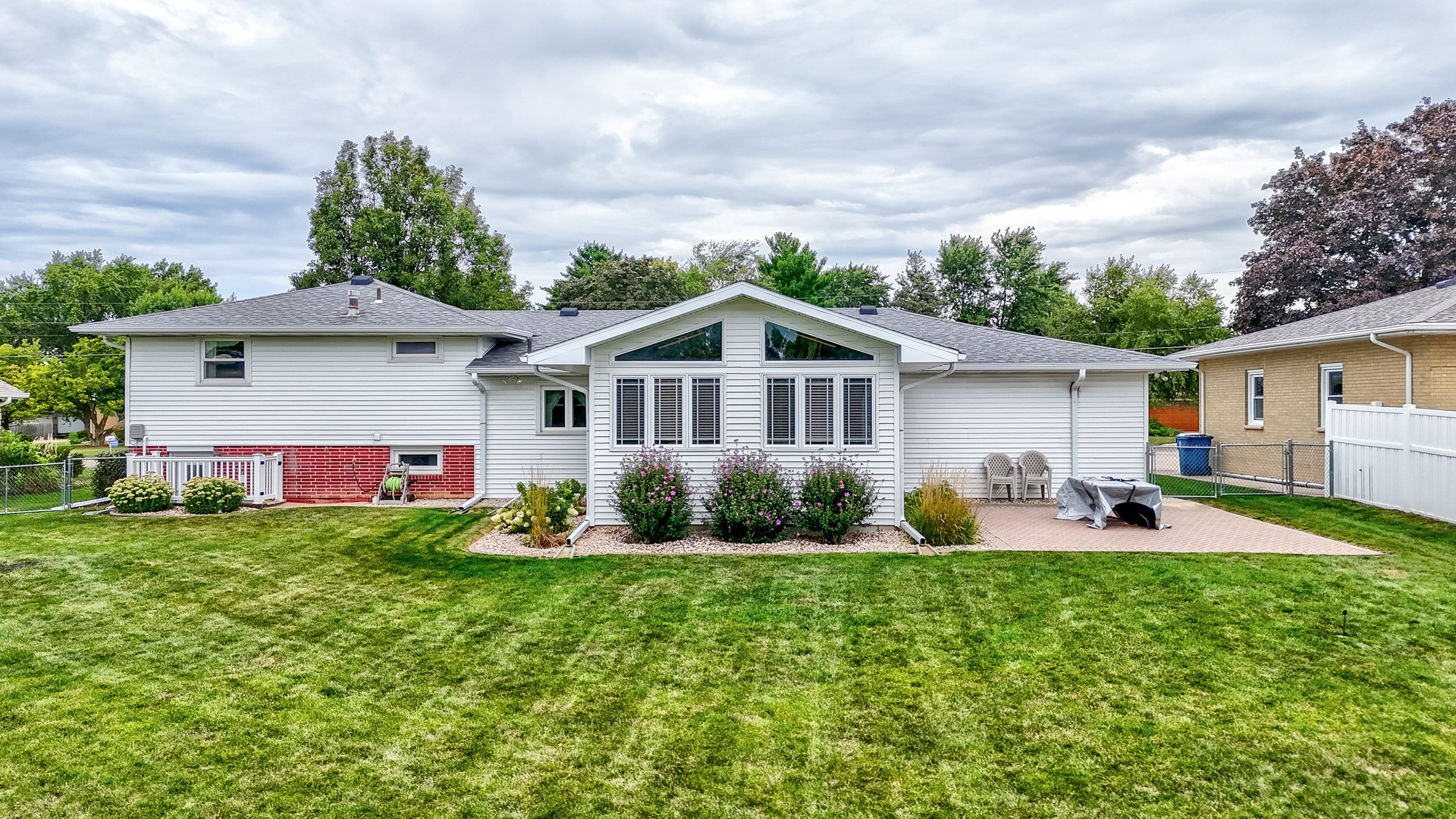 1517 Sharon Road