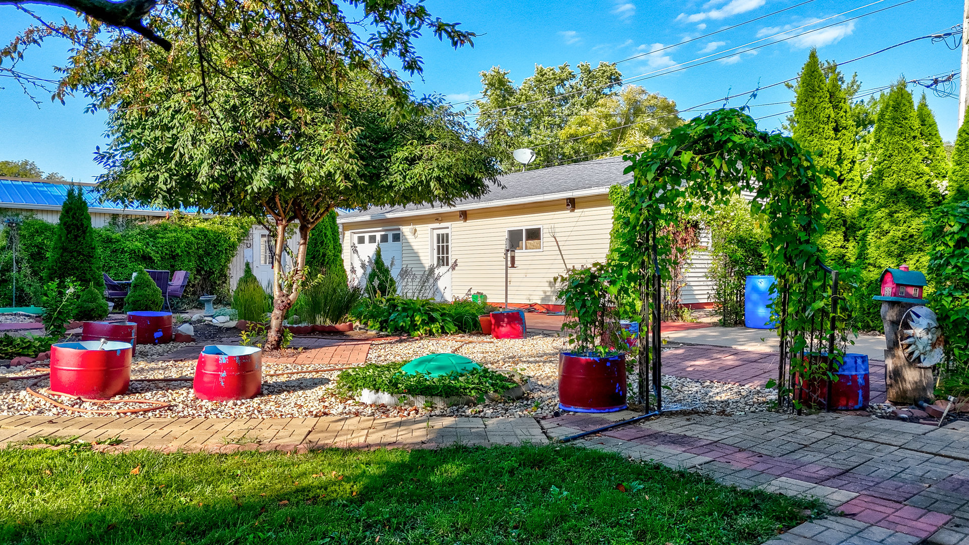 303 N Walnut Street