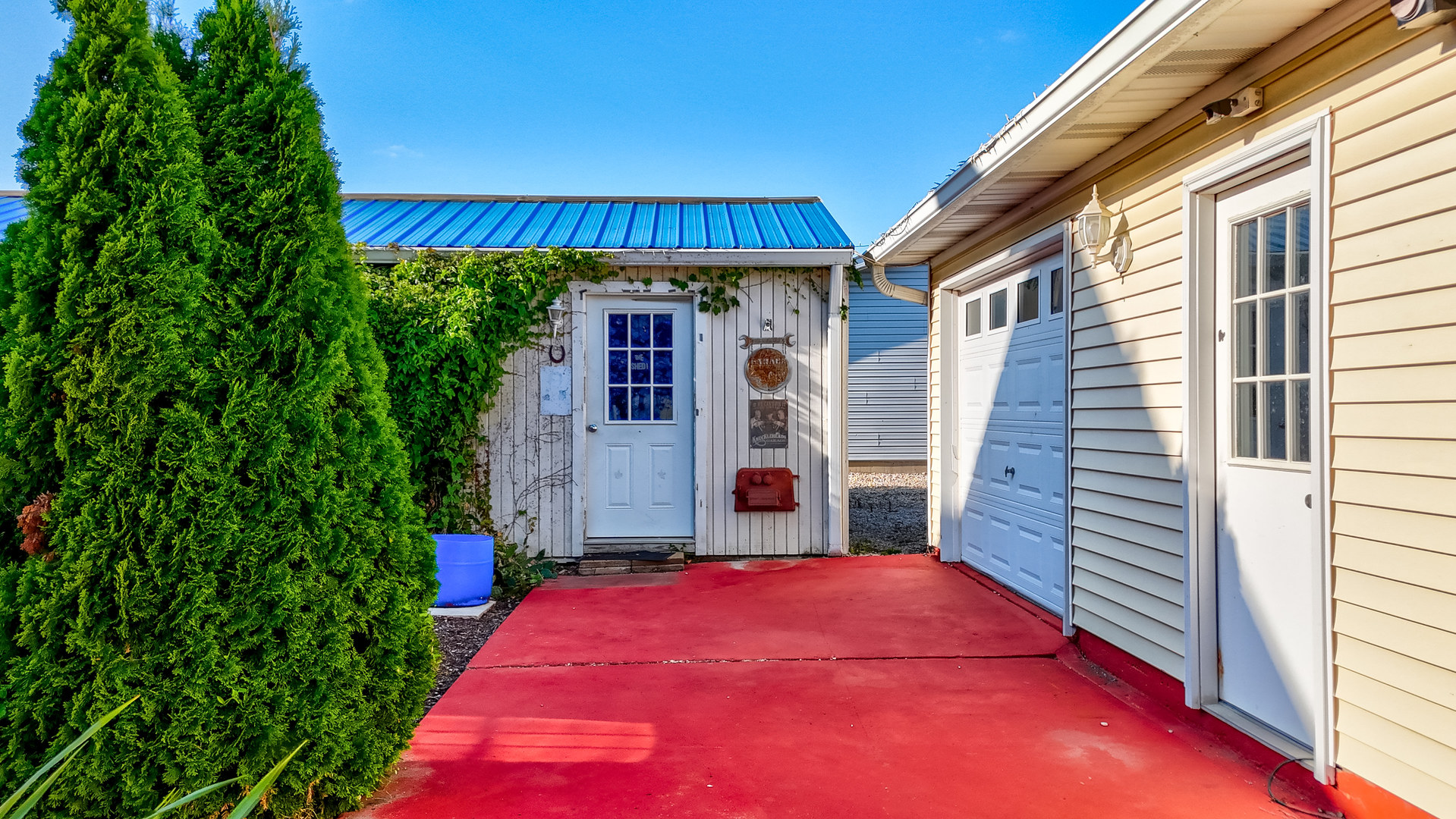 303 N Walnut Street