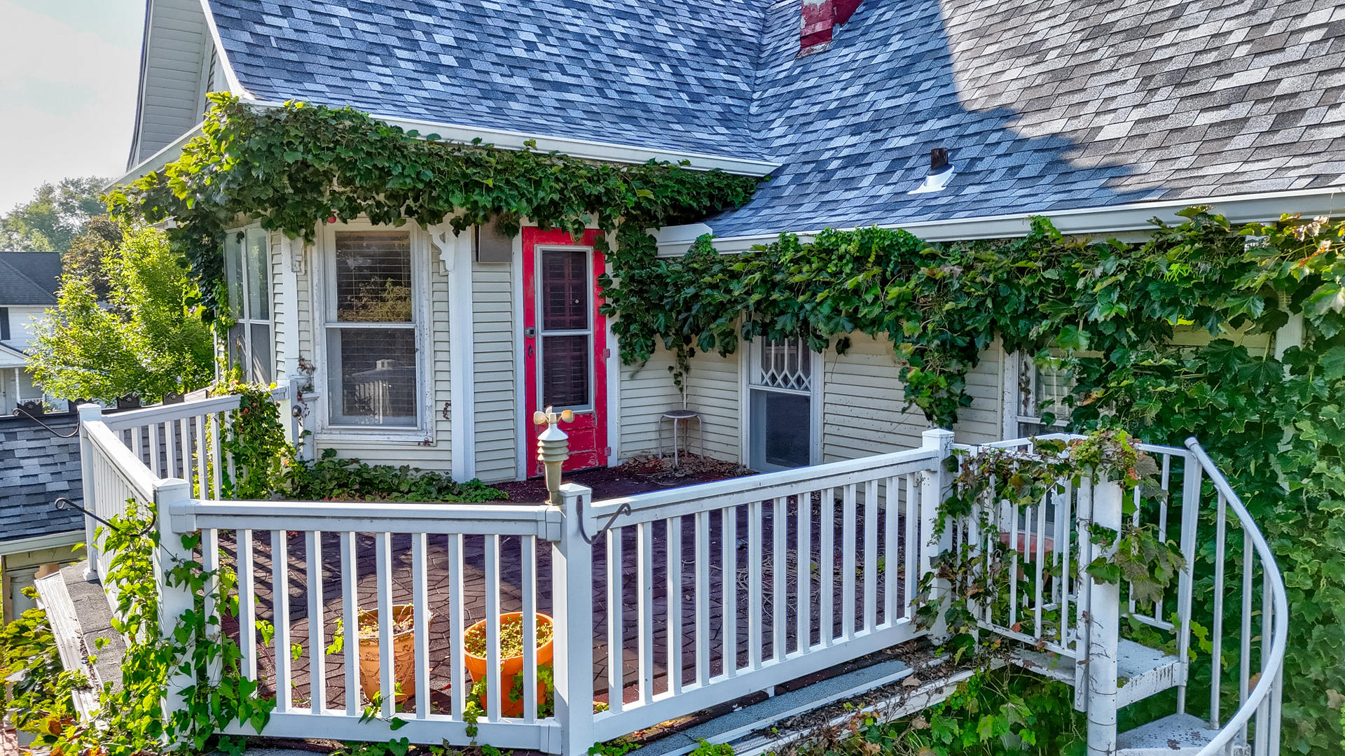 303 N Walnut Street