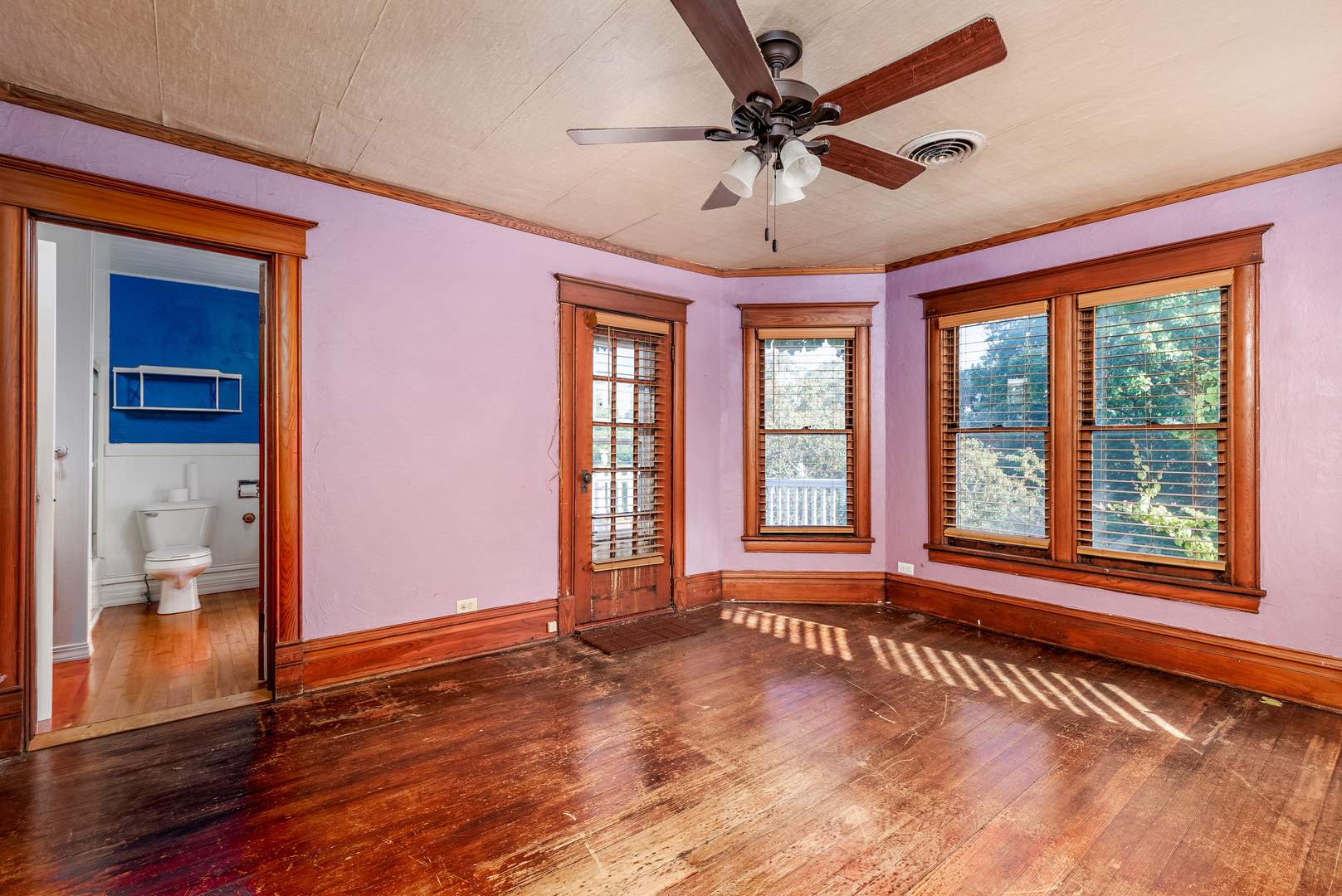 303 N Walnut Street
