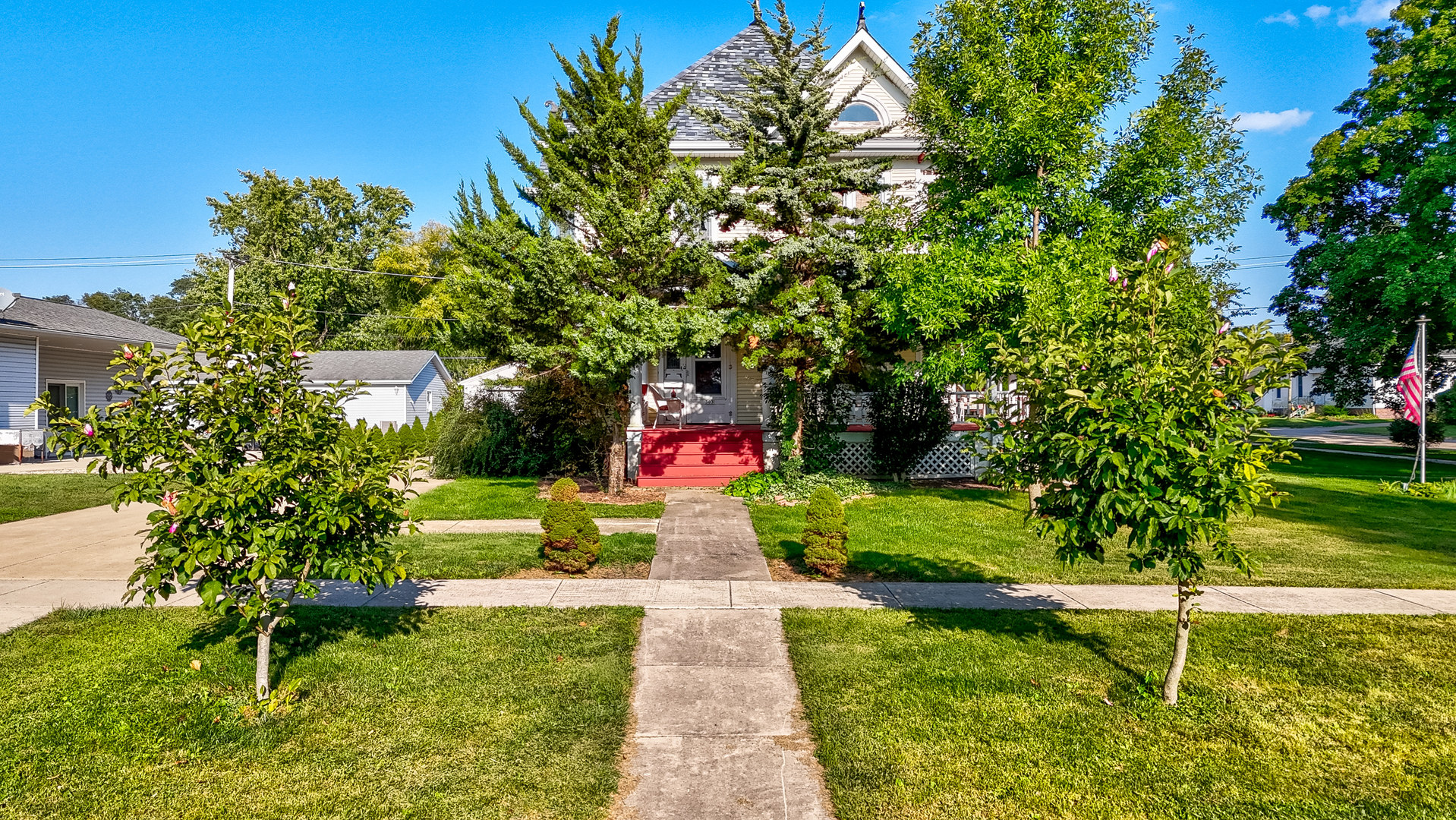 303 N Walnut Street