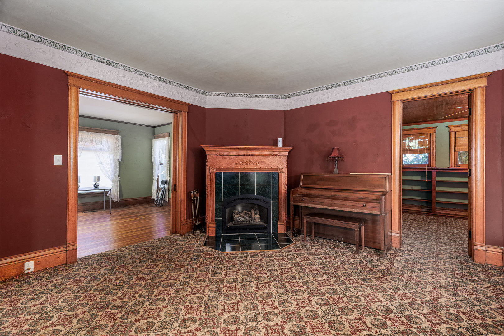 303 N Walnut Street