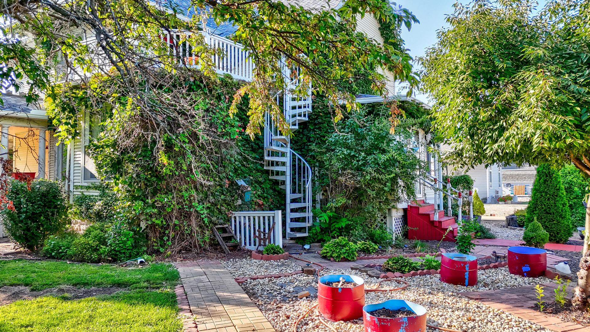 303 N Walnut Street
