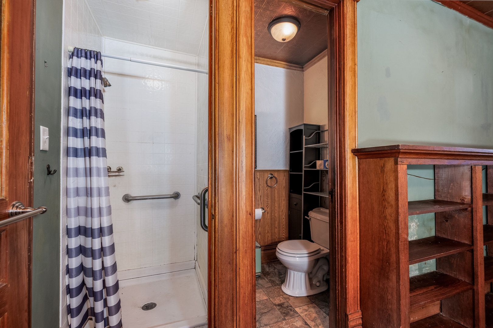 303 N Walnut Street
