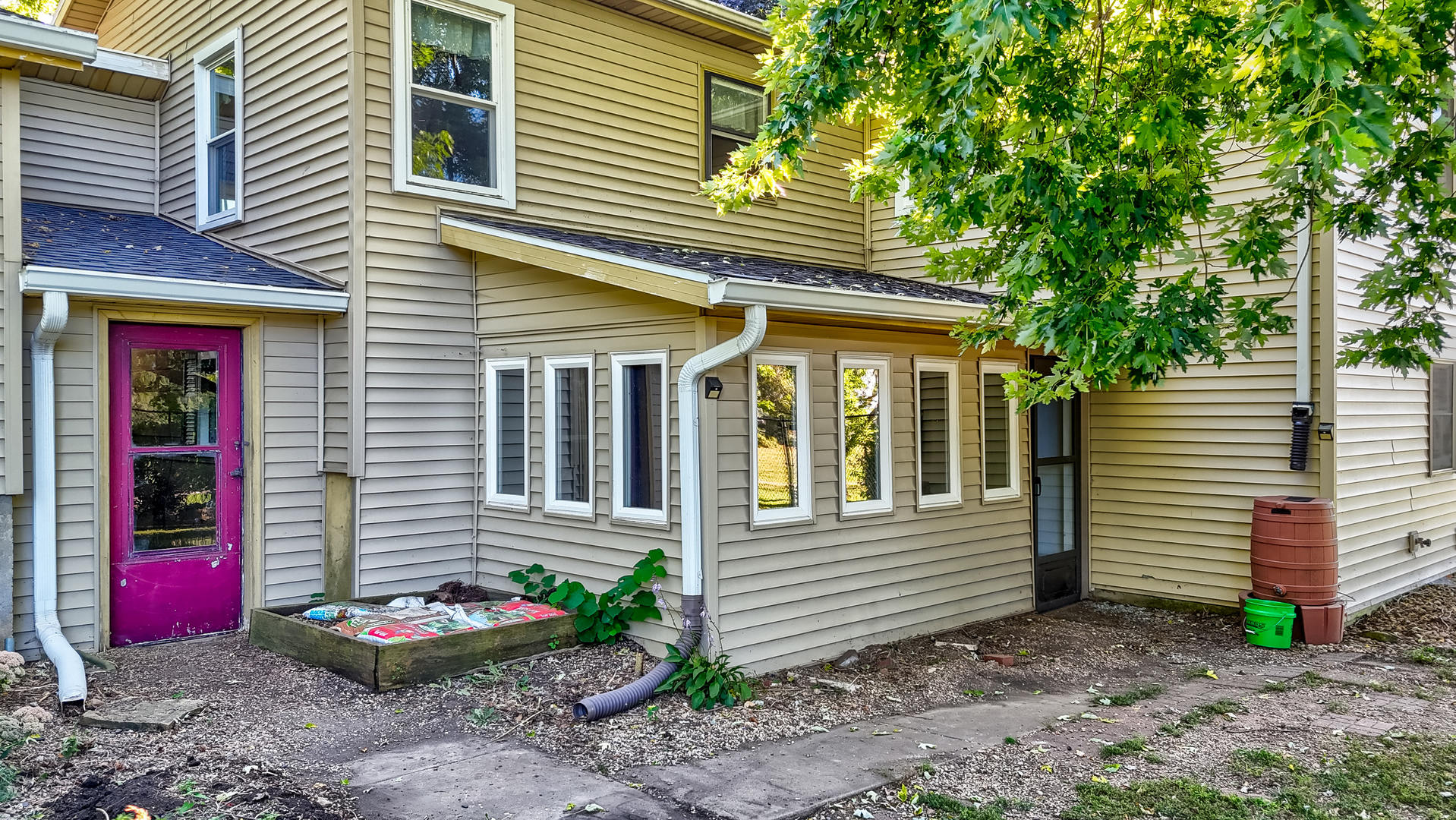 5102 9th Street