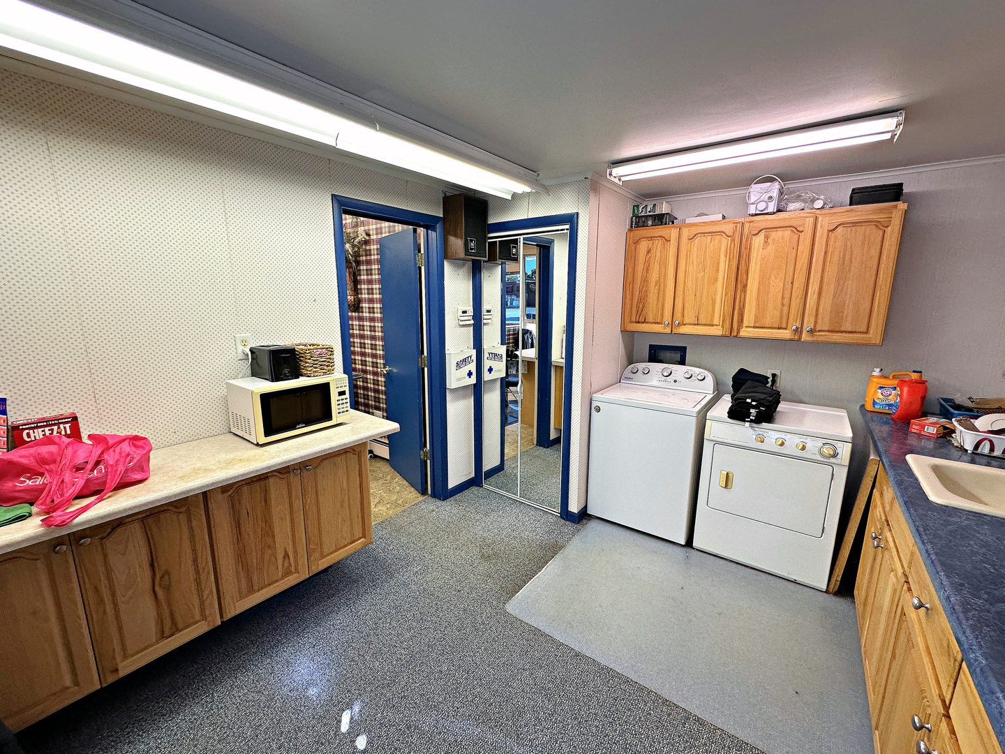 1410 E Main Street