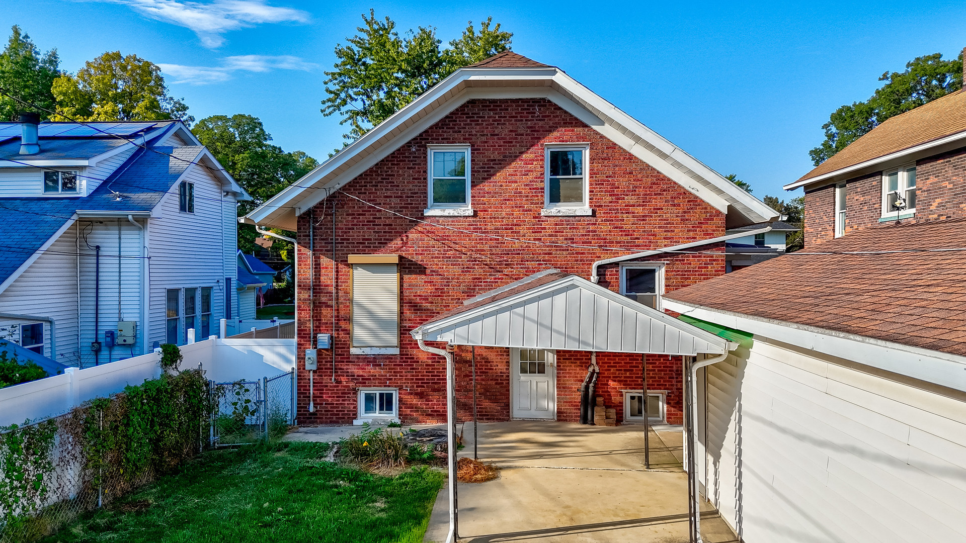 215 W Washington Street