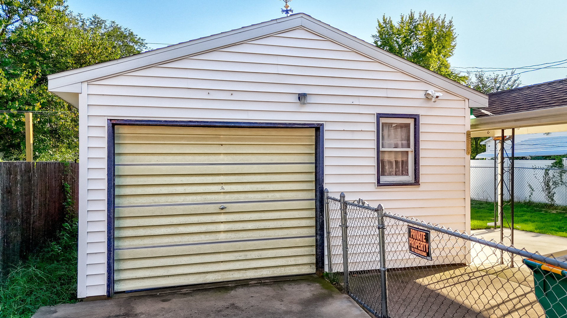 215 W Washington Street