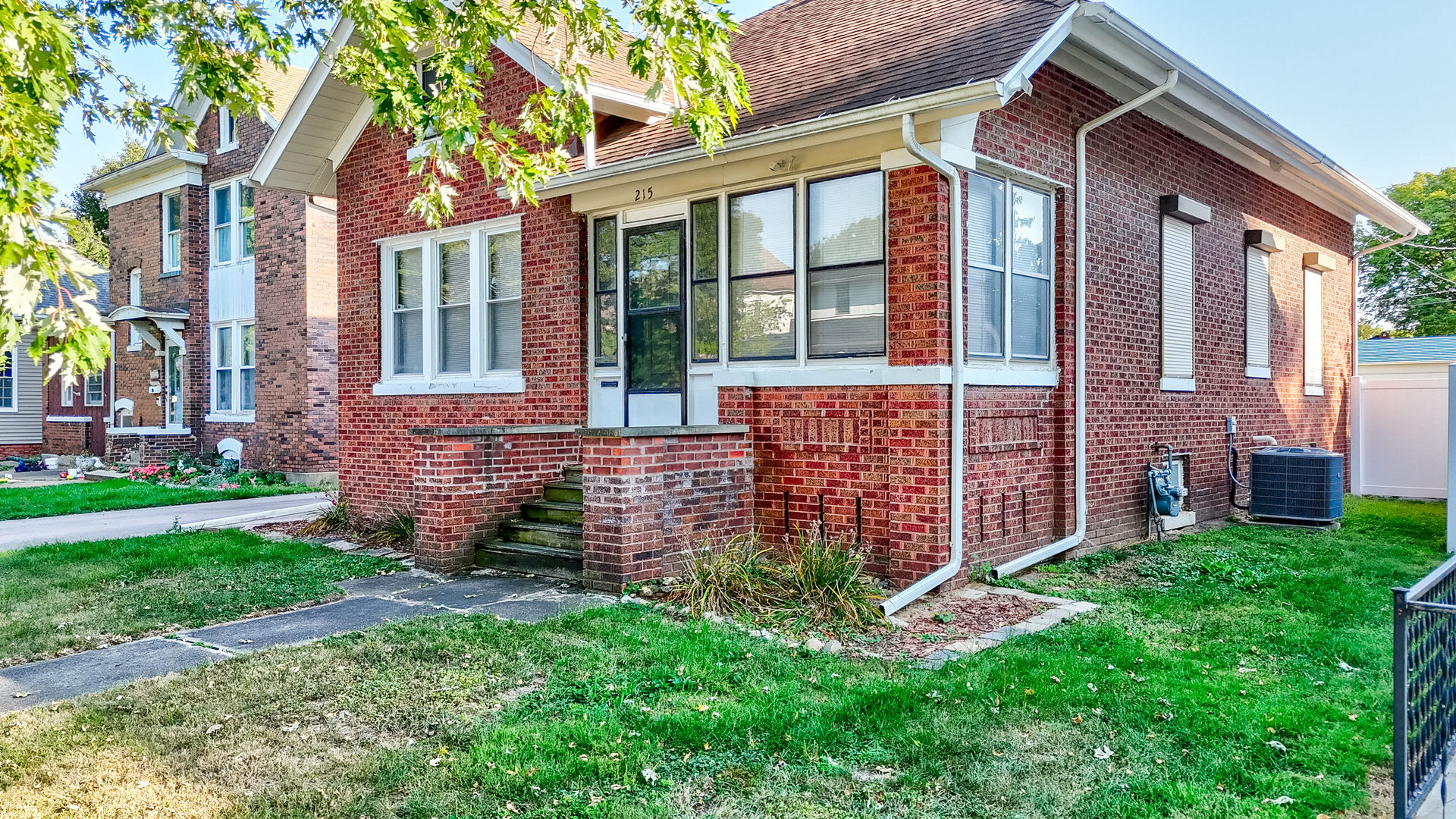 215 W Washington Street