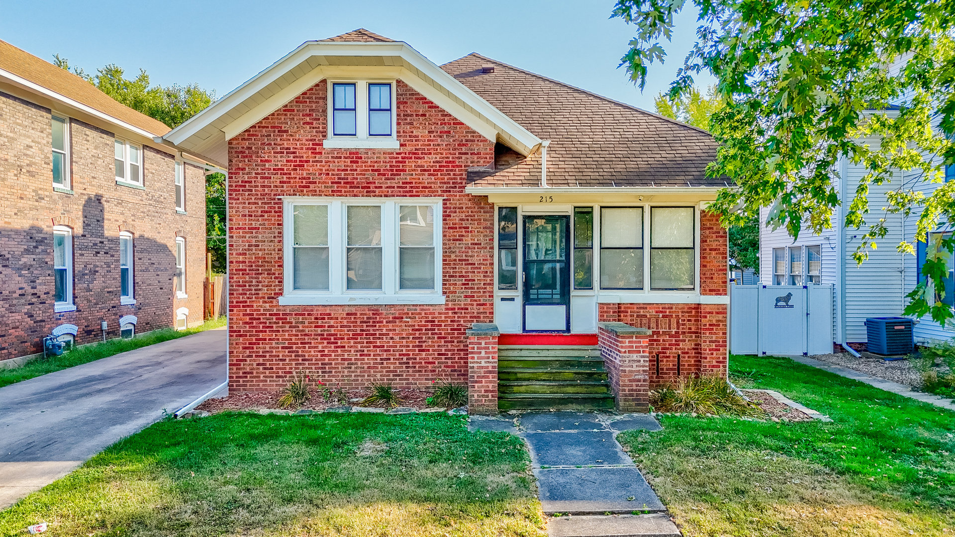 215 W Washington Street