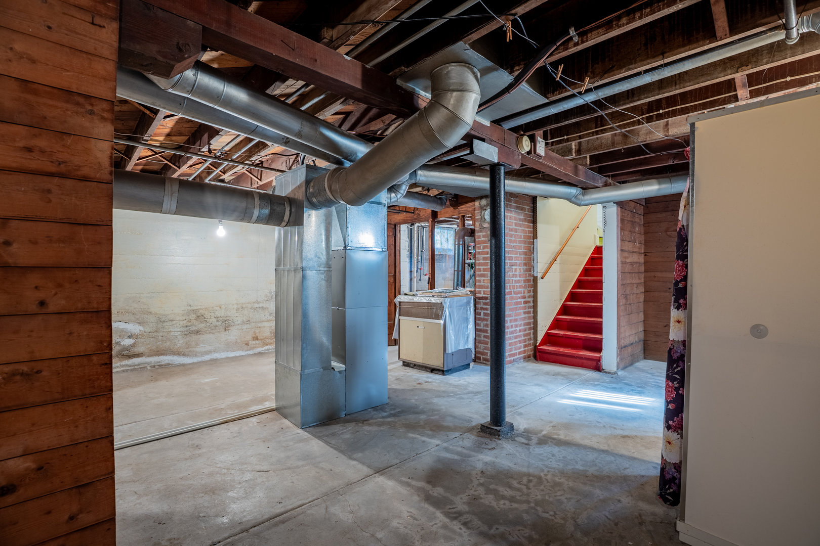215 W Washington Street