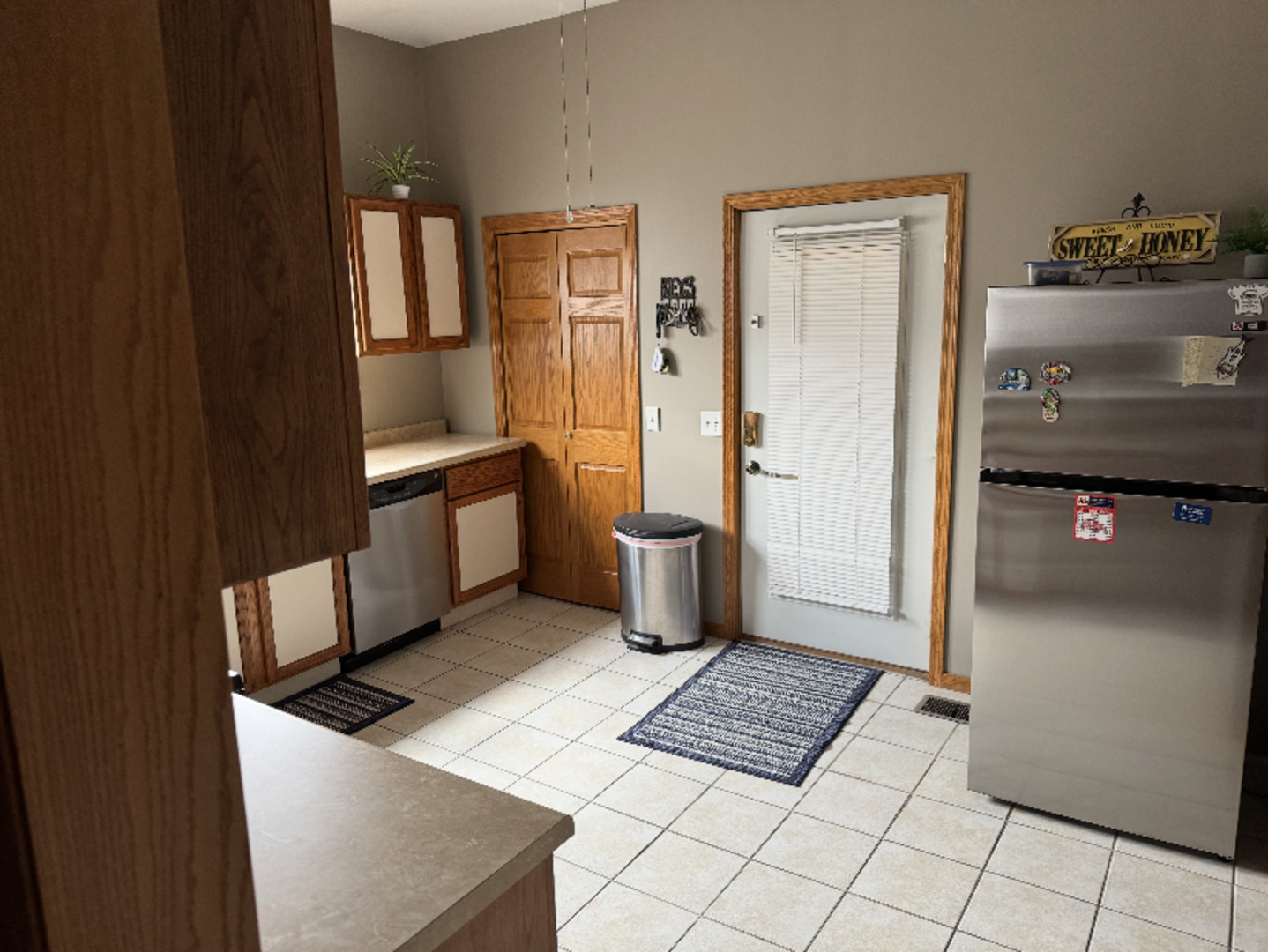 1119 E Main Street