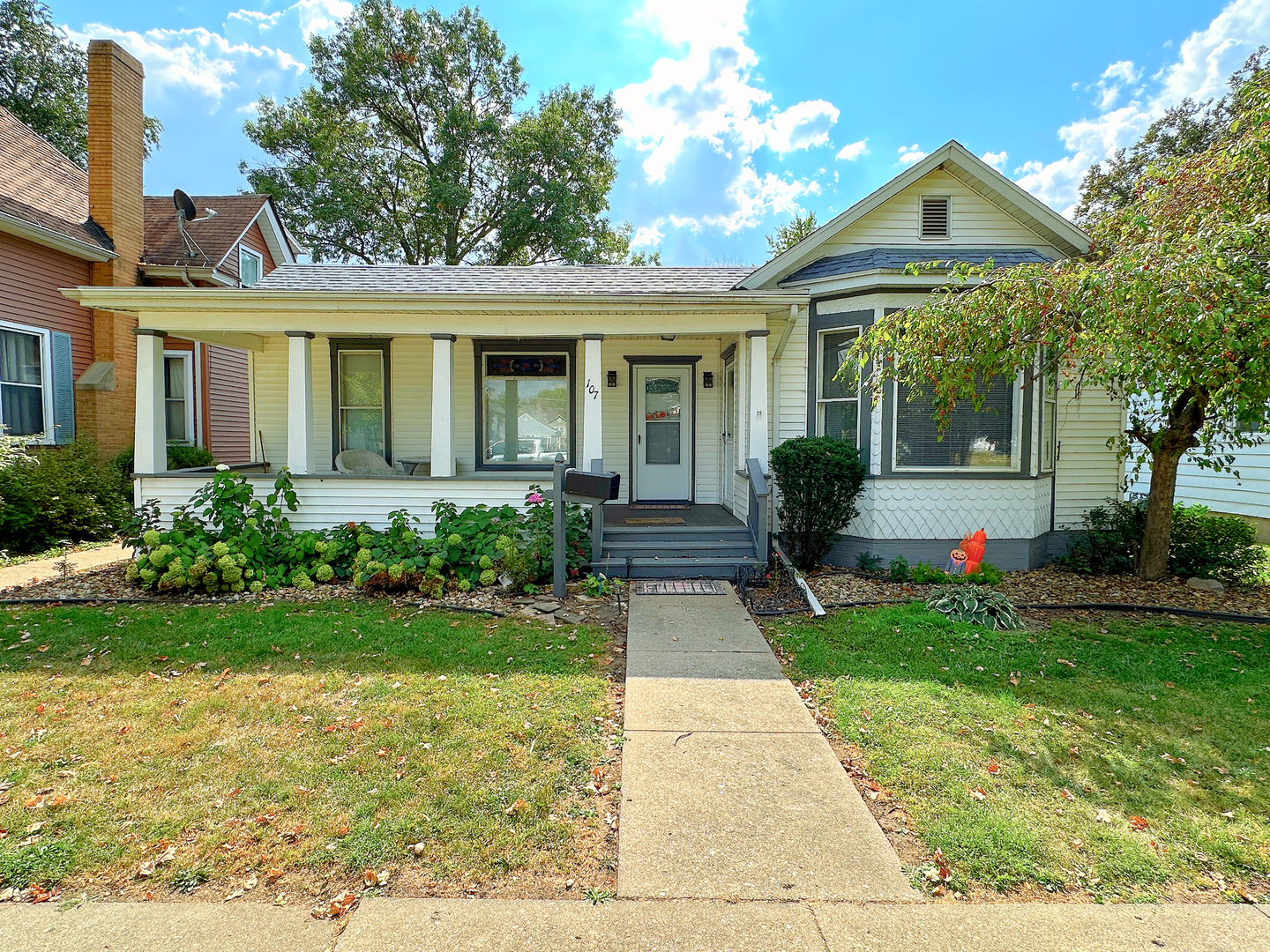 107 W Larue Street