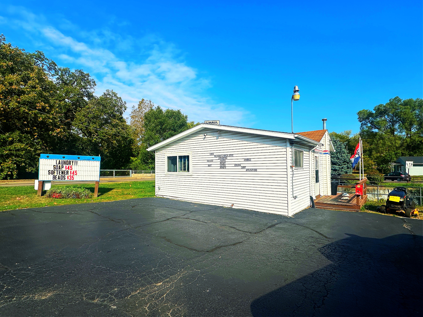 1215 N Bloomington Street