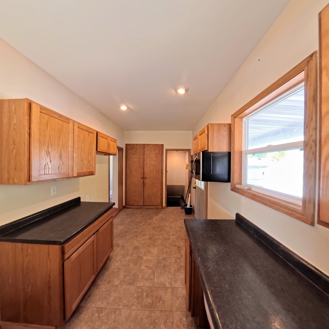 118 W 3rd Street