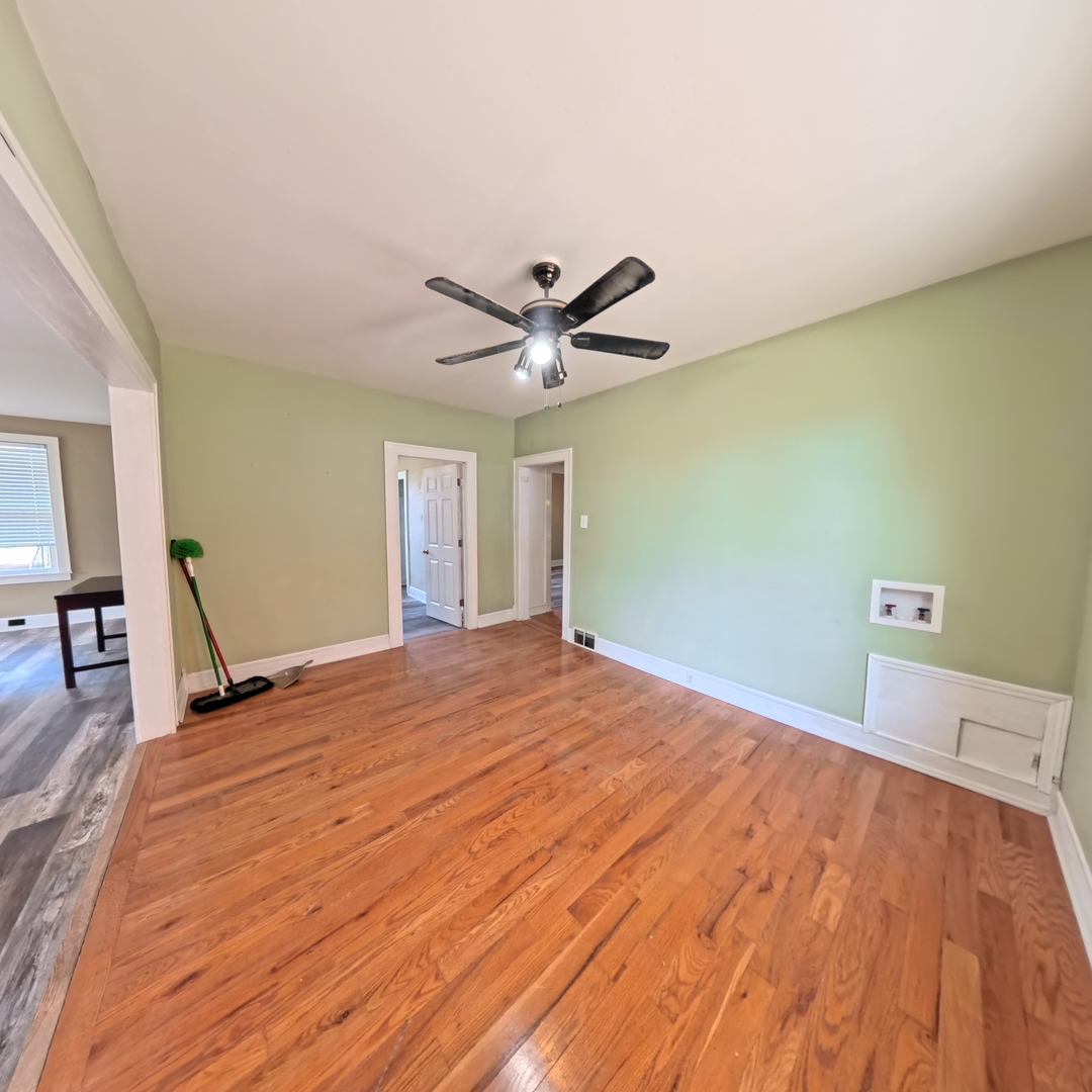 118 W 3rd Street