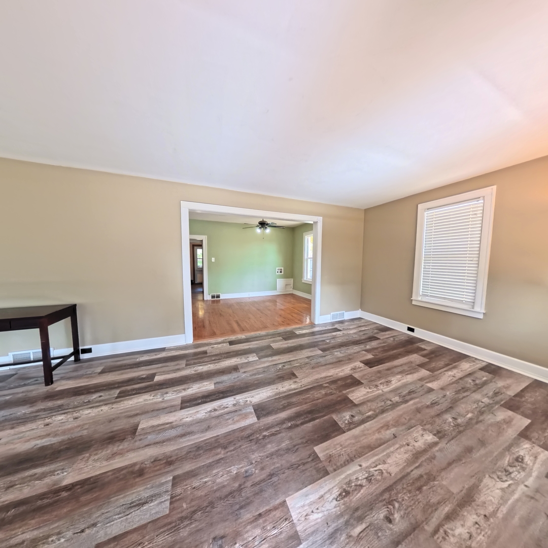 118 W 3rd Street