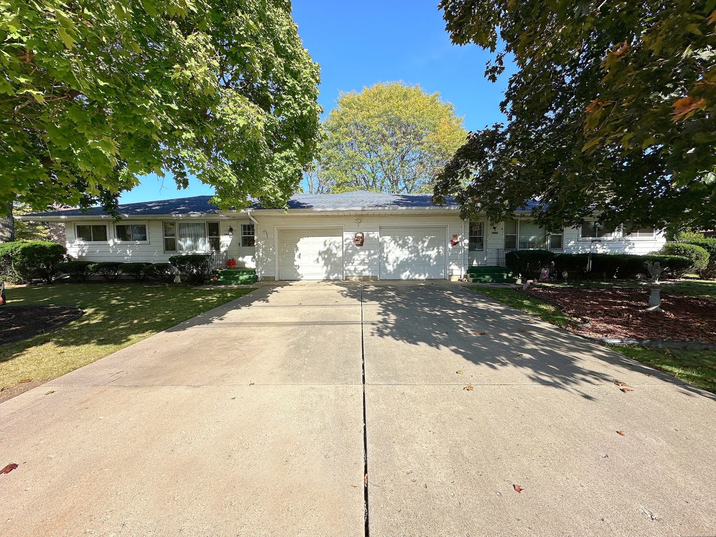 1600 E 1st Street