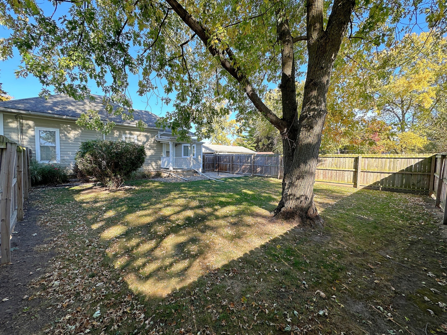 1609 S Bloomington Street