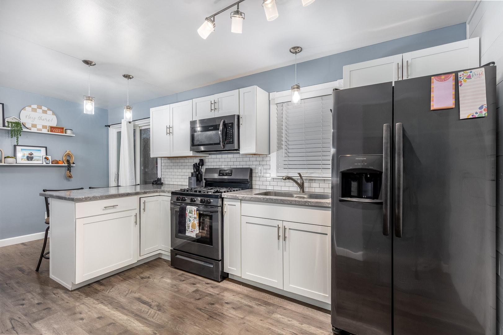 1409 Little Main Street