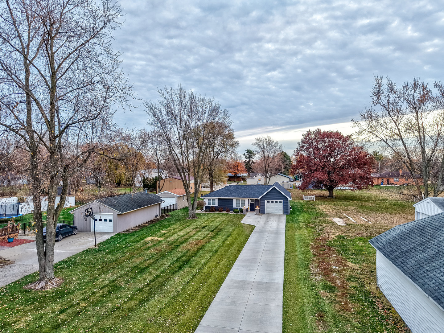 1409 Little Main Street