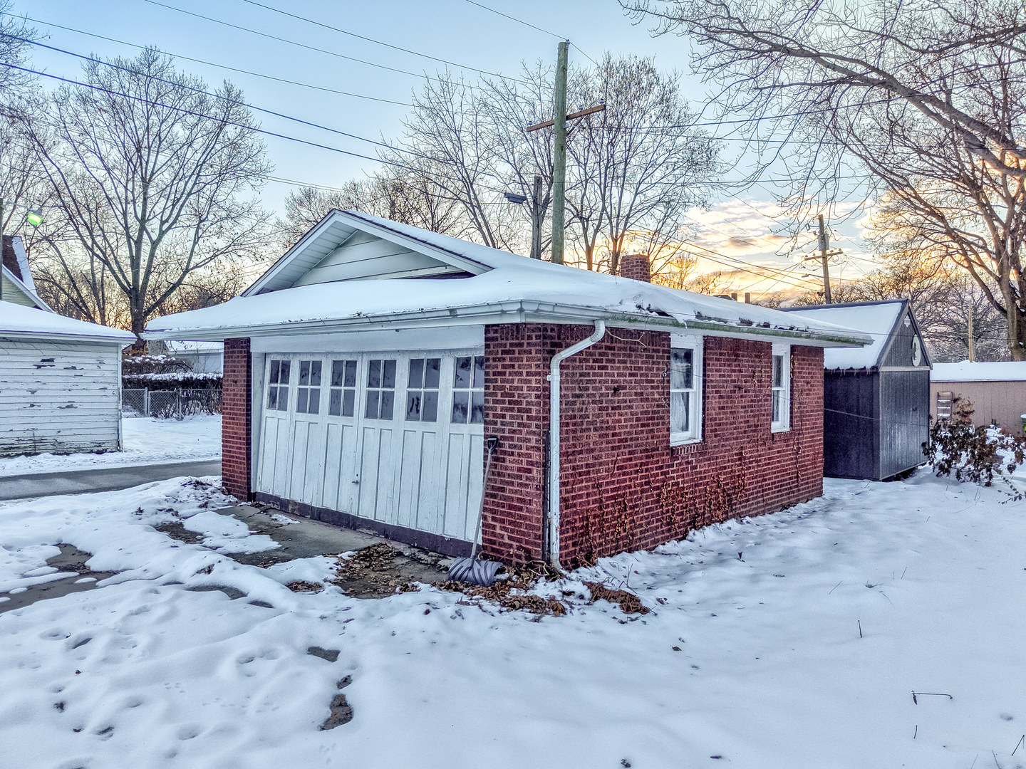 205 W Wilson Street