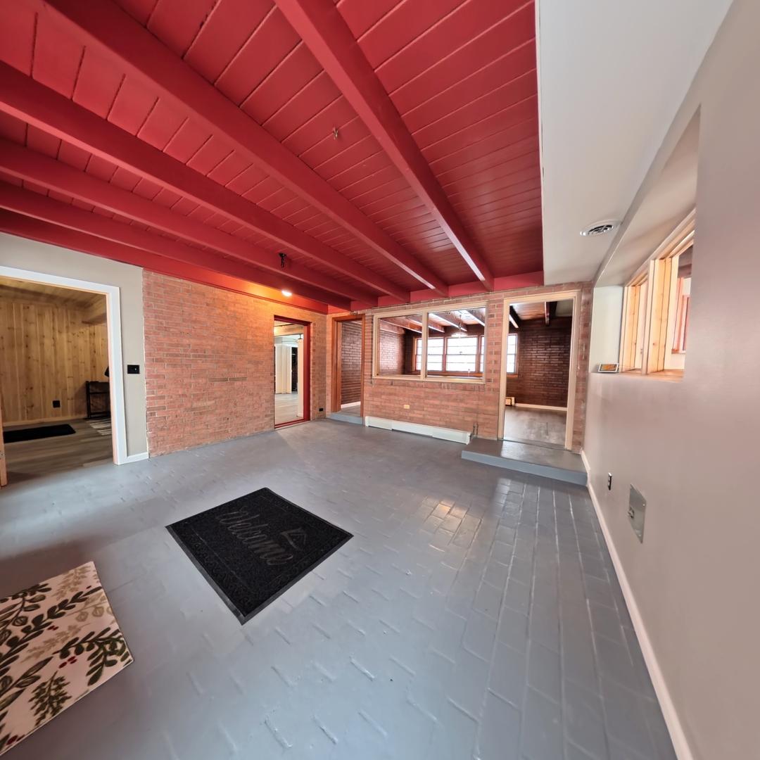 143 W 1st Street