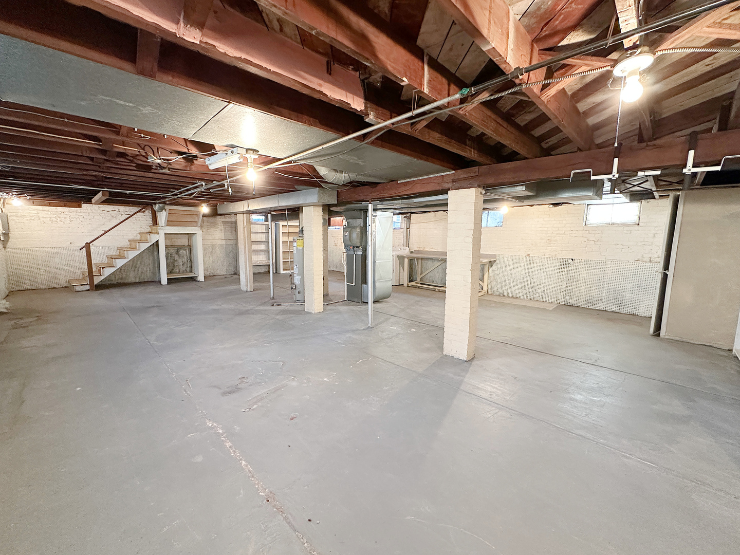 1126 E Main Street