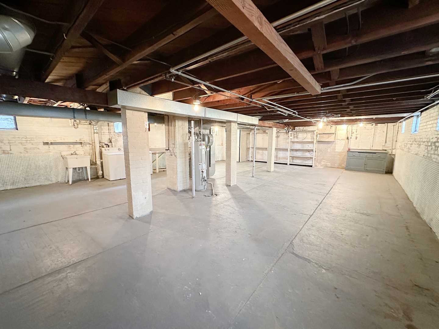 1126 E Main Street