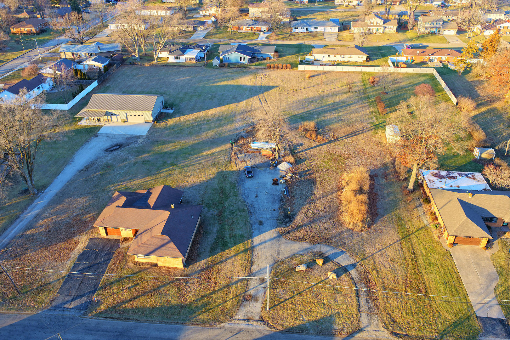 608 Pine Tree Road