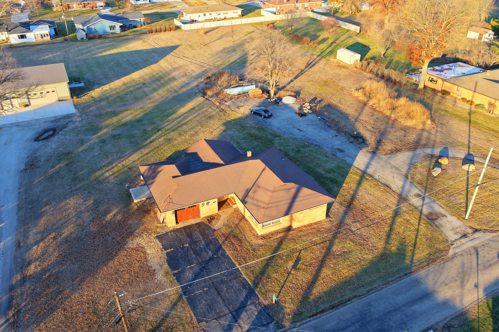 608 Pine Tree Road