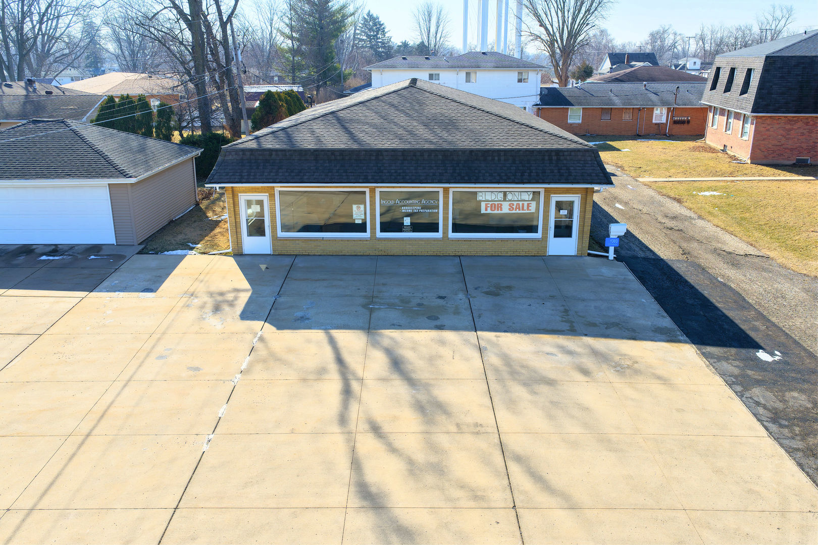 1303 E Circle Drive