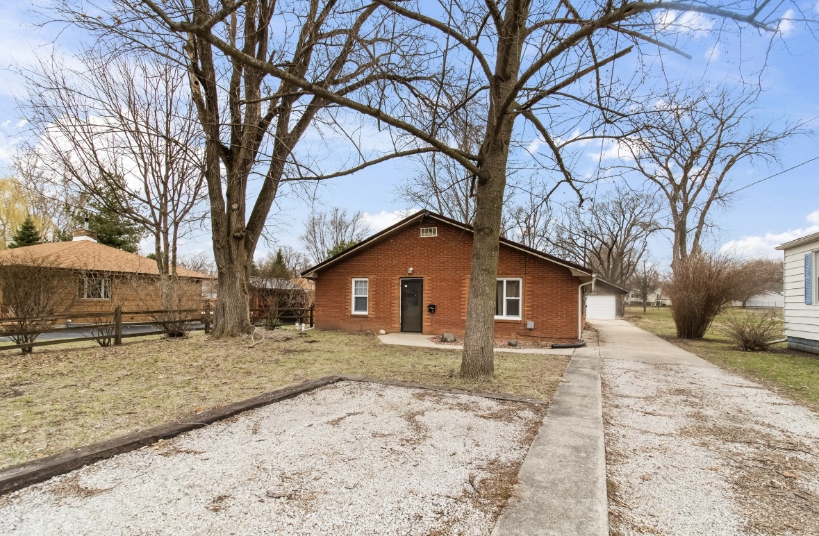 138 W 1st Street
