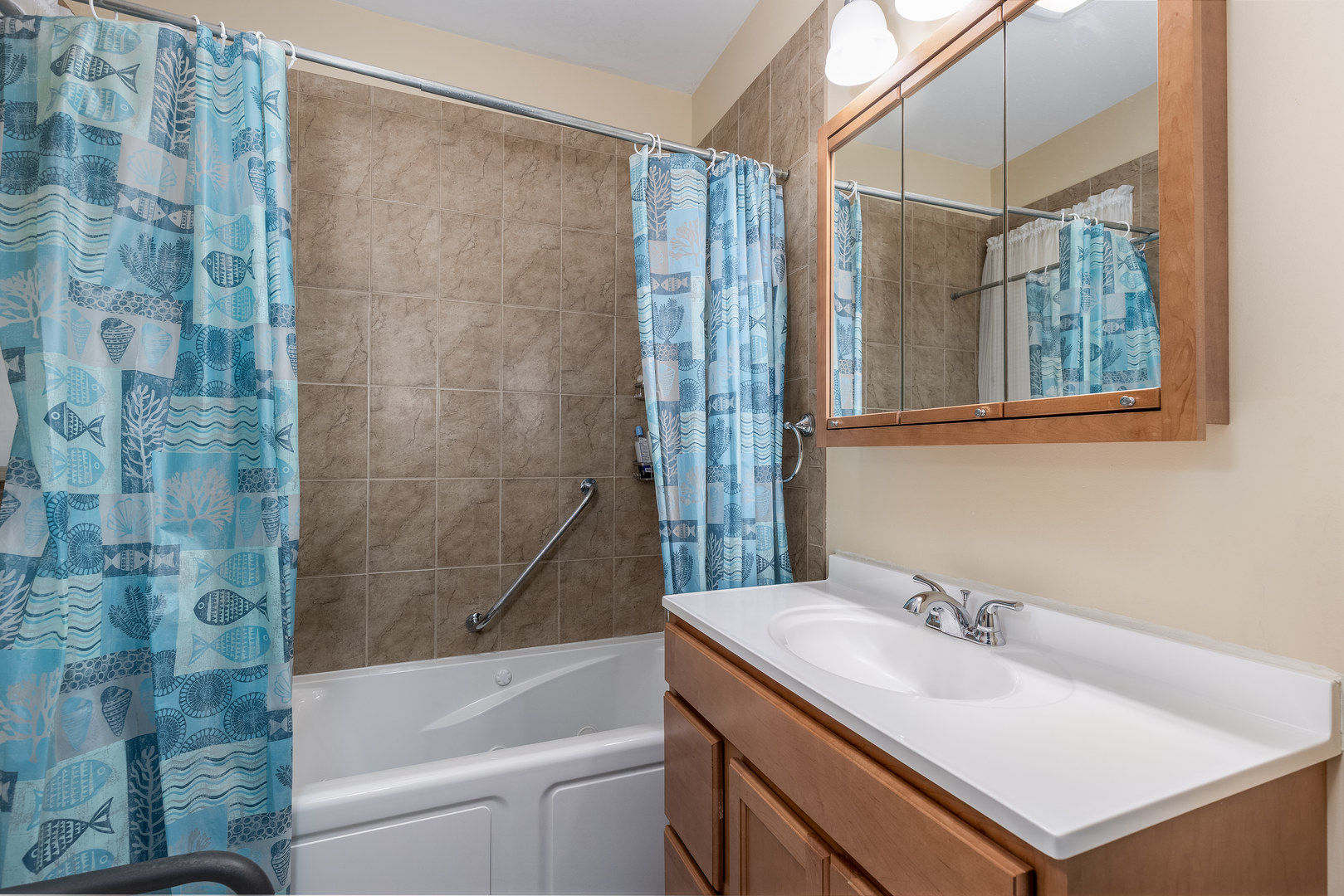216 W 10th Street