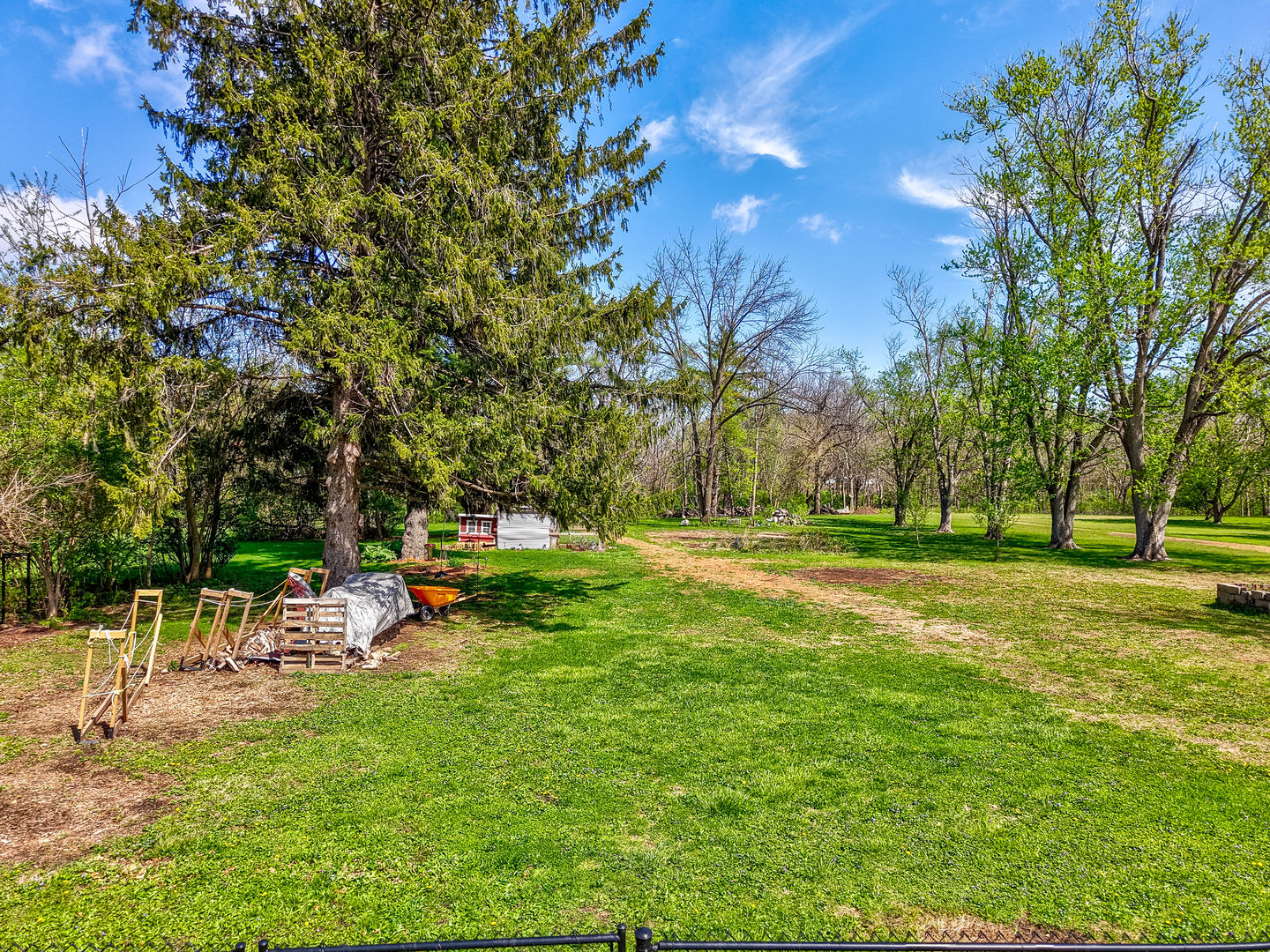 1519 E IL Route 18