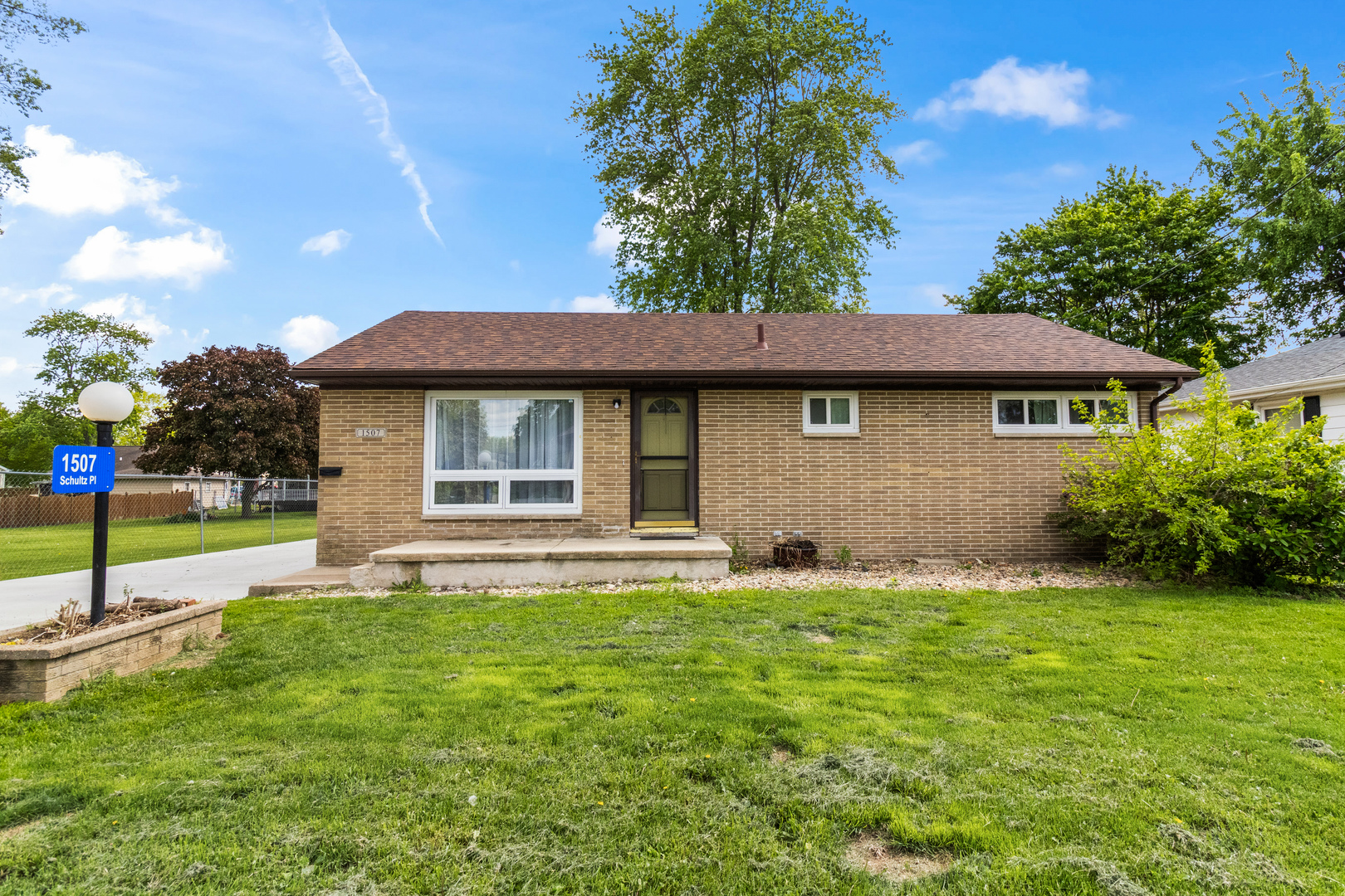 1507 Schultz Place