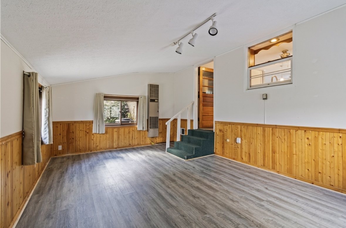 1507 Schultz Place