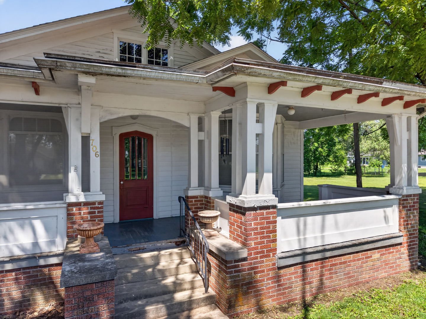 706 Fuller Avenue
