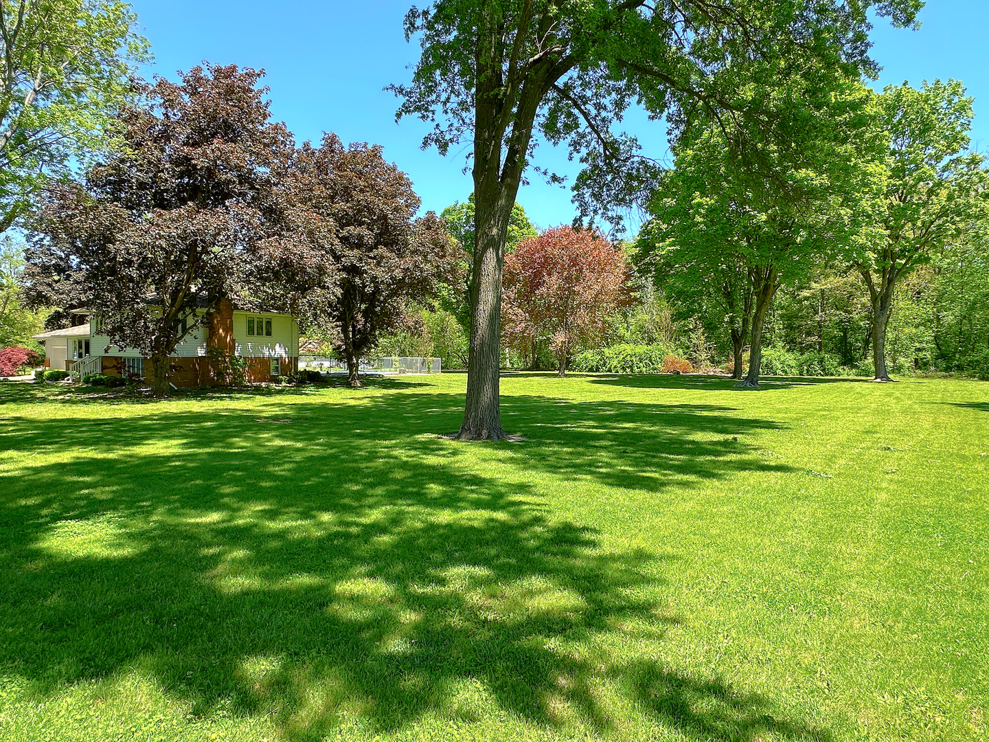 5 N Acres Drive