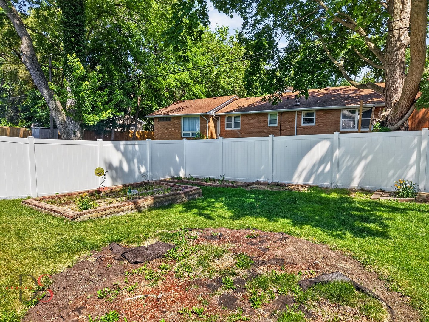 416 W Bluff Street
