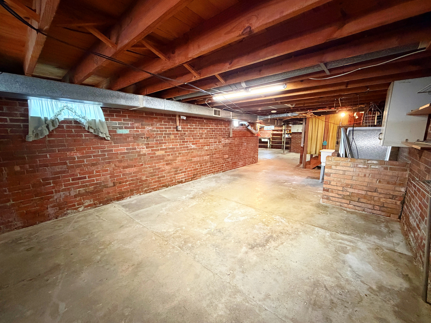 411 W Grant Street
