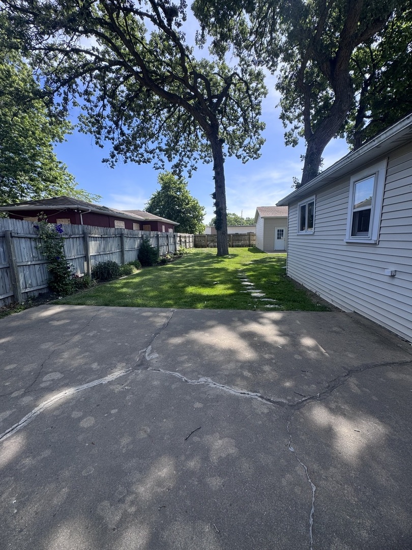 408 E Elm Street