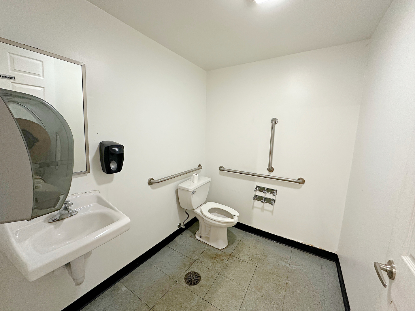 1412 N Bloomington Street Unit: 1406-1408-1410