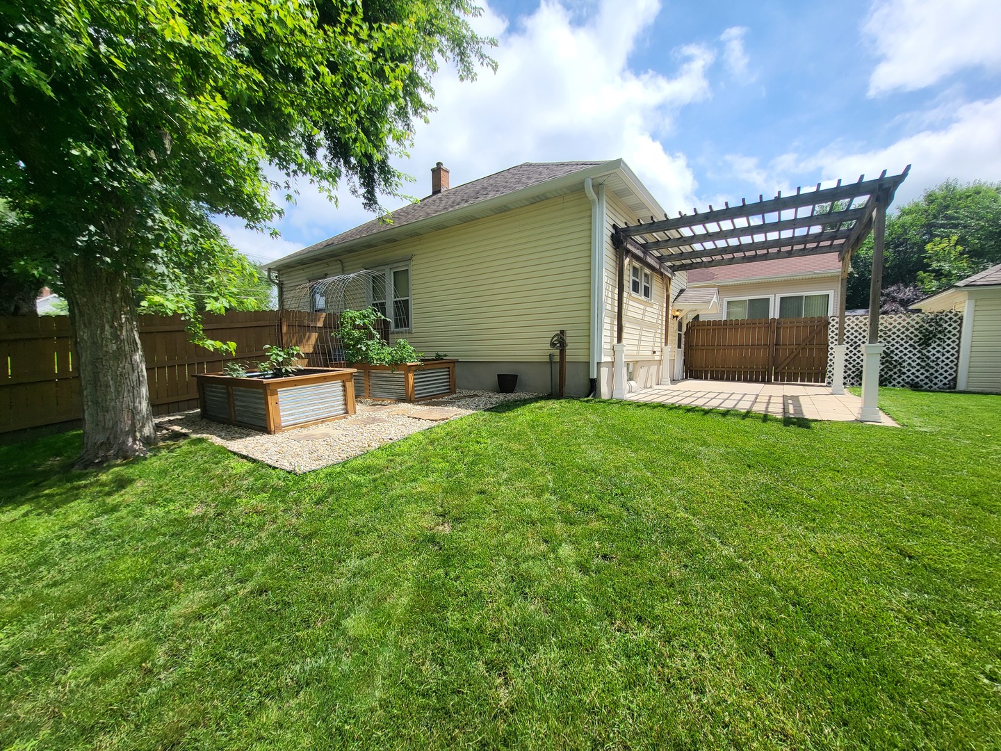 107 E 1st Street
